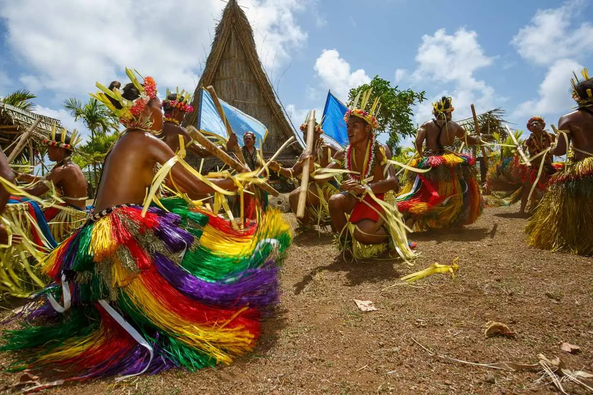 yap island people dancing